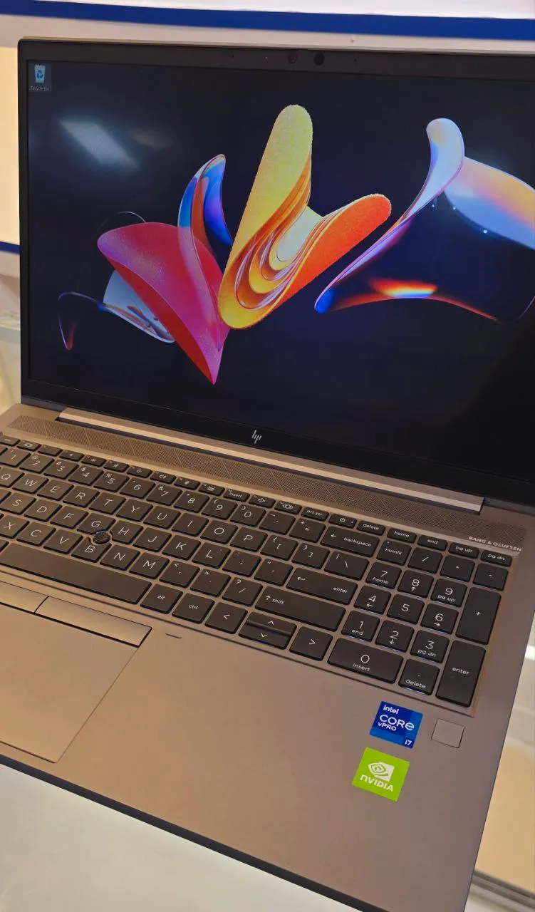 HP ZBook G8 Workstation Laptop – photo 4
