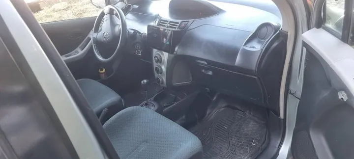 Toyota Yaris 2007 Automatic – photo 6