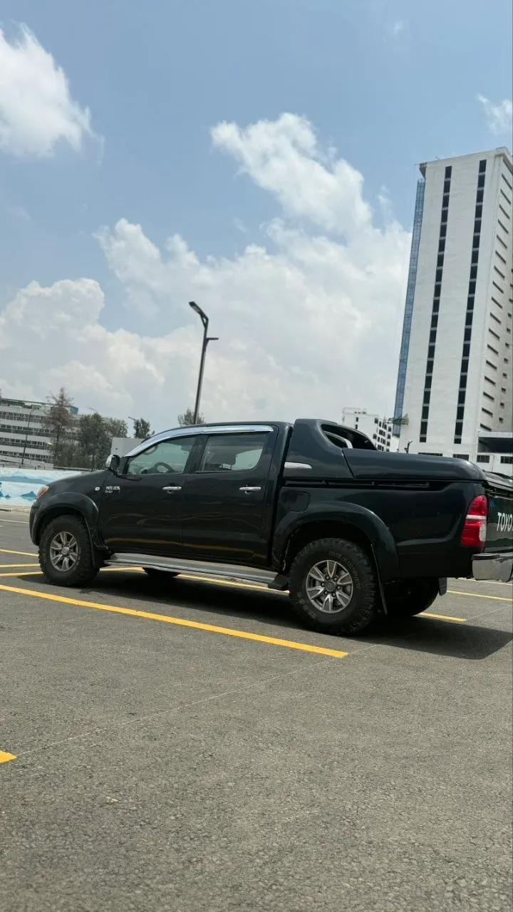 Toyota Hilux Double Cab 2008 – photo 3