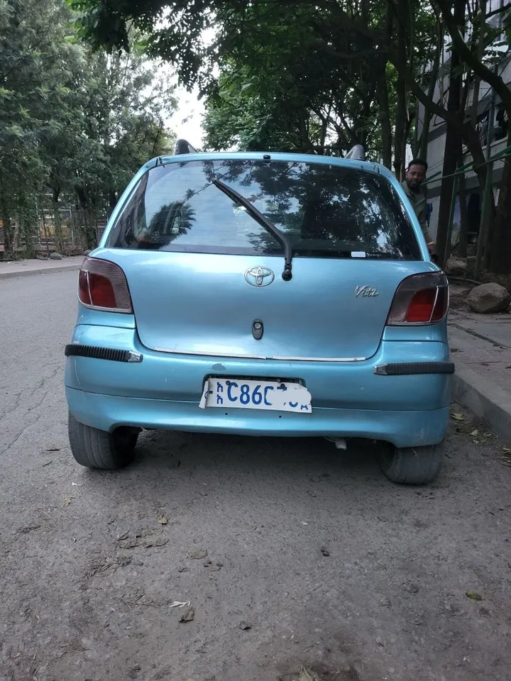 Toyota Vitz 2001 – photo 5