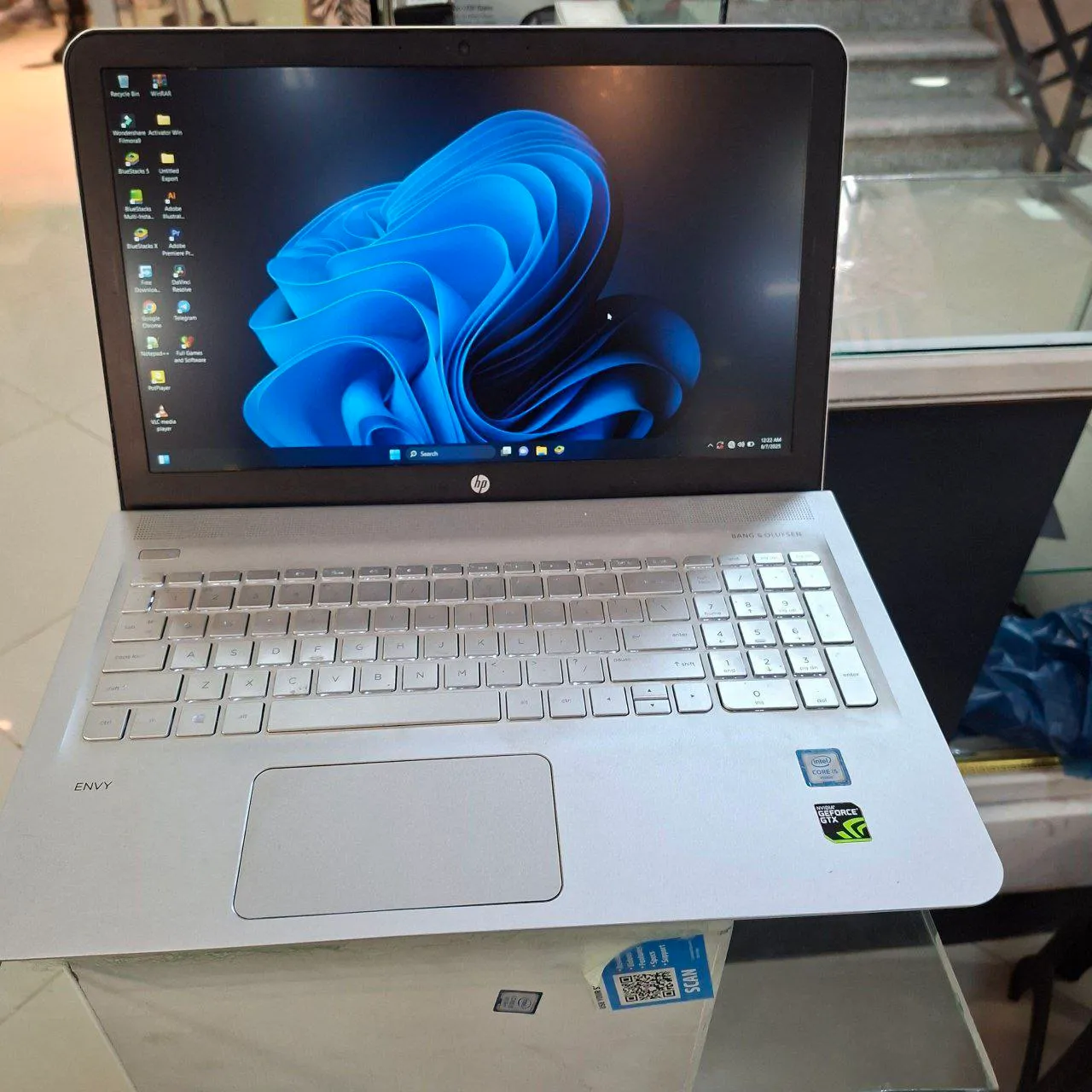 HP Envy Core i5 Gaming Laptop – photo 3