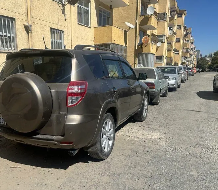 Toyota RAV4 2009 Automatic – photo 3