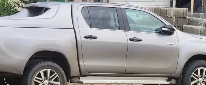 Toyota Hilux Double Cab 2020 – photo 3