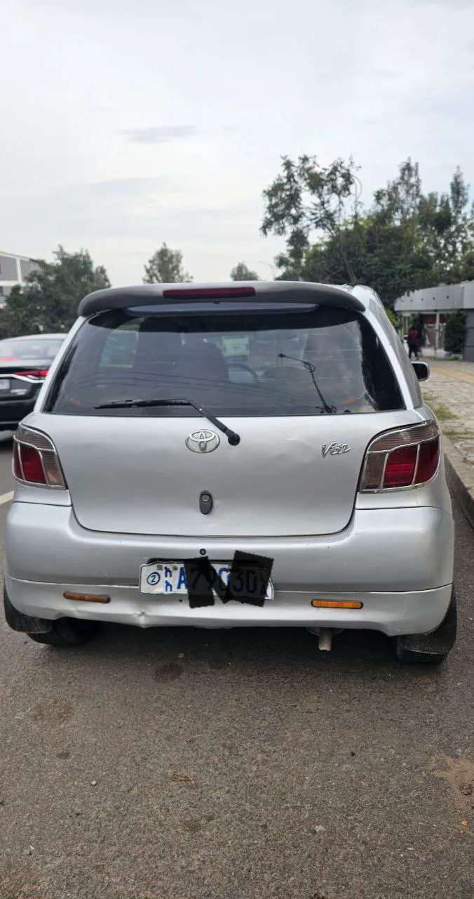 Toyota Vitz 2001 Automatic – photo 6