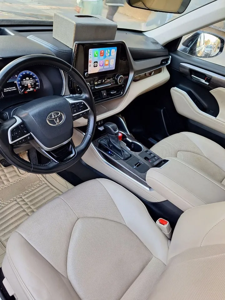 Toyota Highlander Limited Hybrid 2023 – photo 4