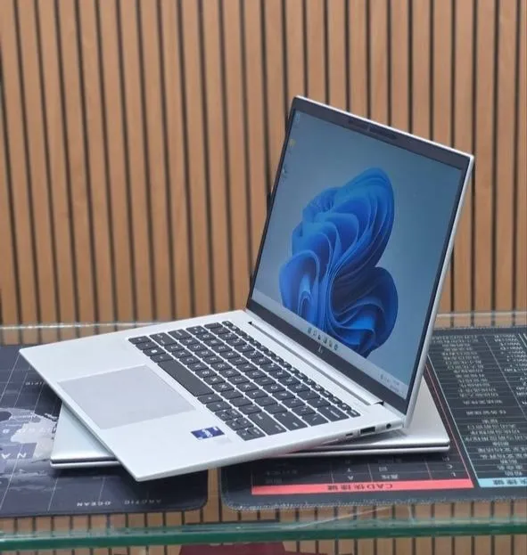 HP Elitebook 840 G10 i7 Laptop – photo 3