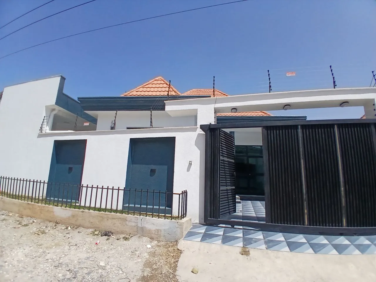 Modern 4 Bedroom Villa in Ayat – photo 3