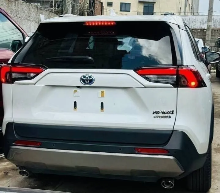 Toyota RAV-4 Hybrid 2024 – photo 4