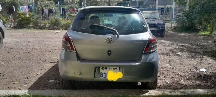 Toyota Yaris Compact 2006 – photo 4