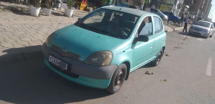 Toyota Vitz Yaris 1999 – photo 3