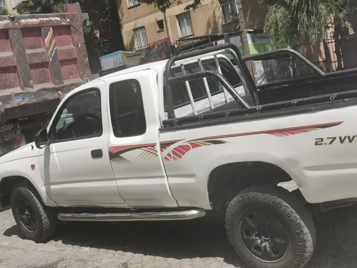 Toyota 2LT 1999 Manual Pickup – photo 3