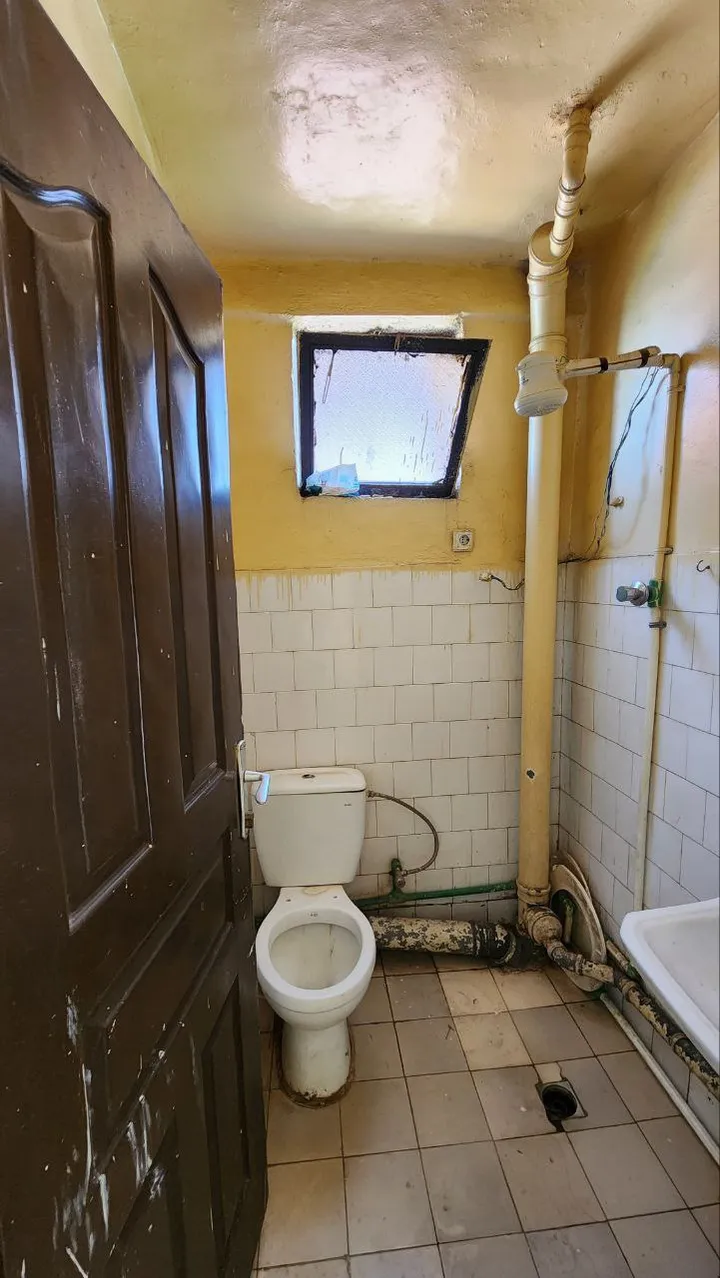 One Bedroom Summit Condominium 47sqm – photo 5