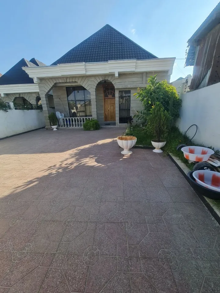 Villa for Sale Meta Jakros – photo 3