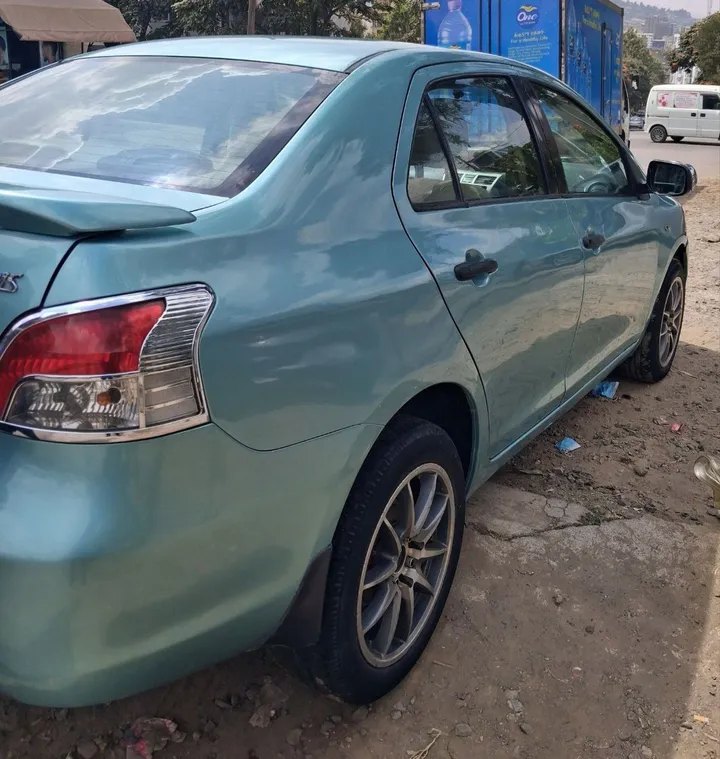 Toyota Yaris Sedan 2007 – photo 3