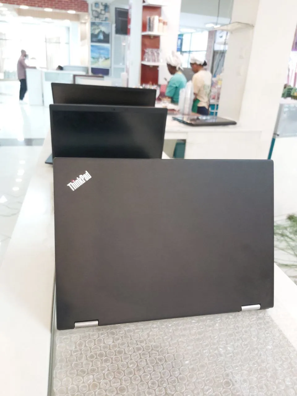 Lenovo ThinkPad Yoga 370 – photo 3