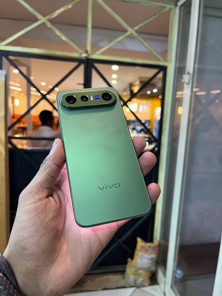 Vivo X300 FE 12GB 256GB – photo 4