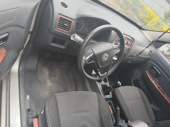Glory 2024 Model Minivan – photo 3