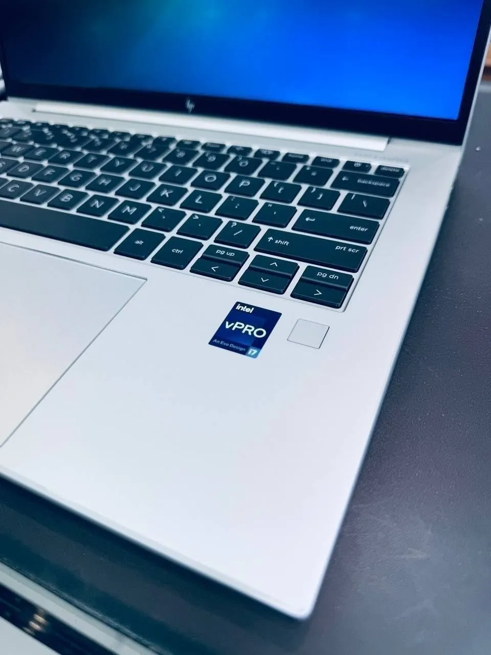 HP EliteBook 840 G10 i7 16GB – photo 4