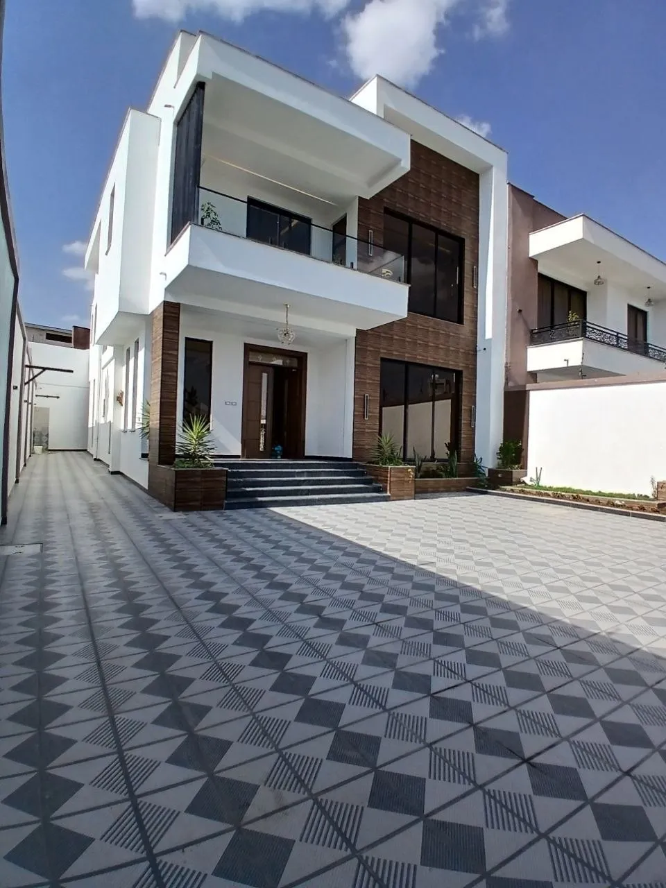 Modern G+2 Residential House for Sale – photo 9