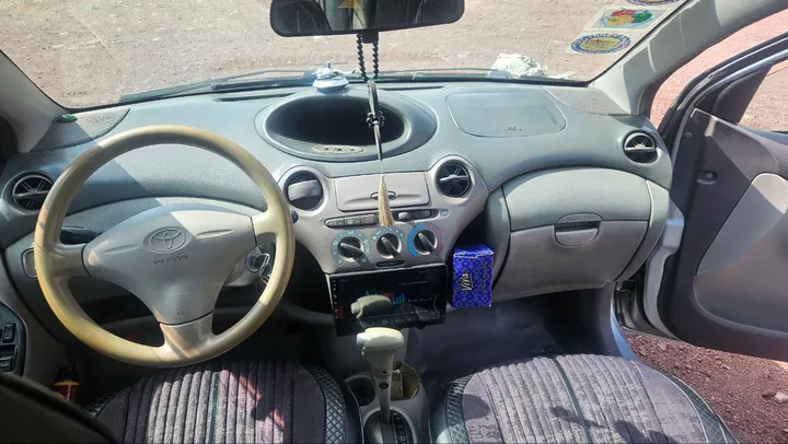 Toyota Platz 2002 Automatic – photo 4