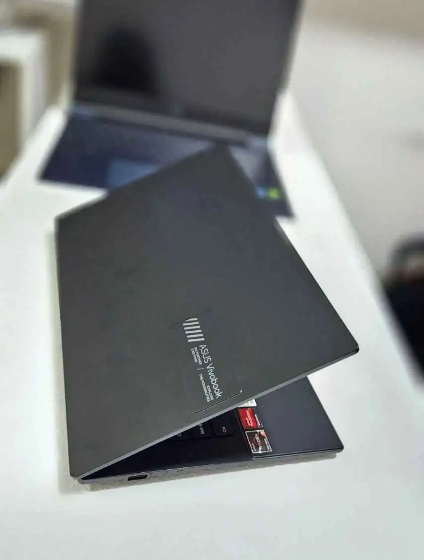 Asus Vivobook Ryzen 5 Laptop – photo 3