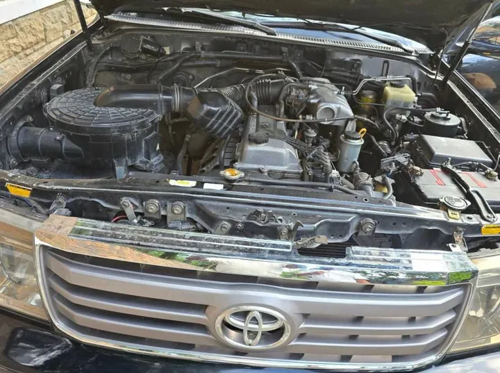 Toyota Land Cruiser 105 2006 – photo 7