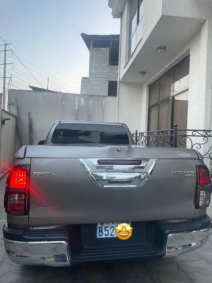 Toyota Hilux 2020 Manual – photo 5