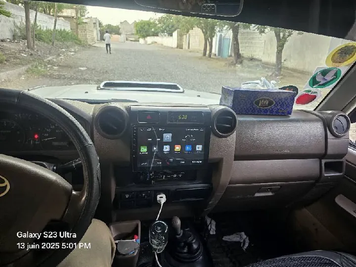 Toyota LandCruiser Mark II 2011 – photo 9