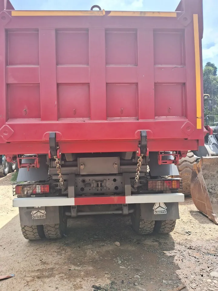 2025 Dump Truck Zero Mileage – photo 3