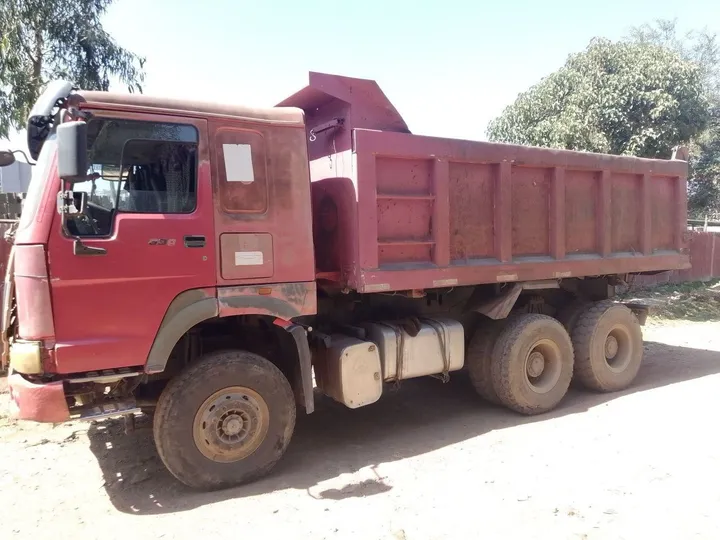 Dump Truck 2011 Model – photo 3