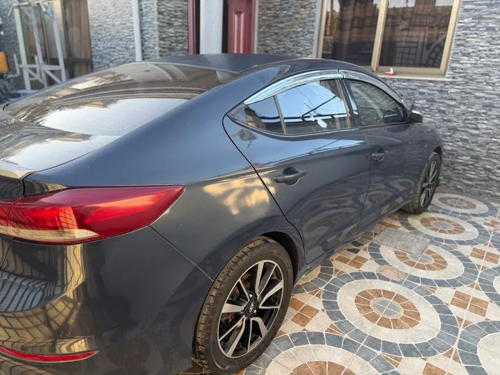 Hyundai Avante 2017 Automatic – photo 3