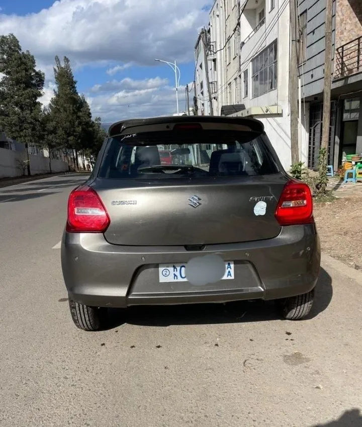 Suzuki Swift 2022 Full Option – photo 6