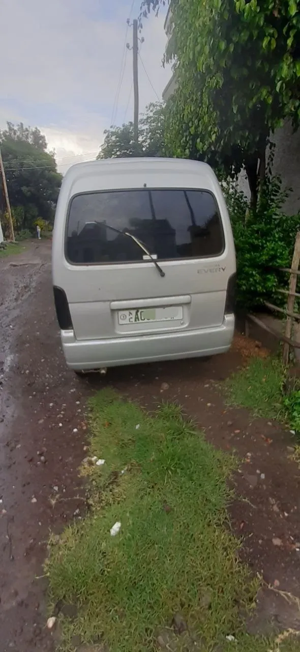 Suzuki Every 2005 Automatic Van – photo 3