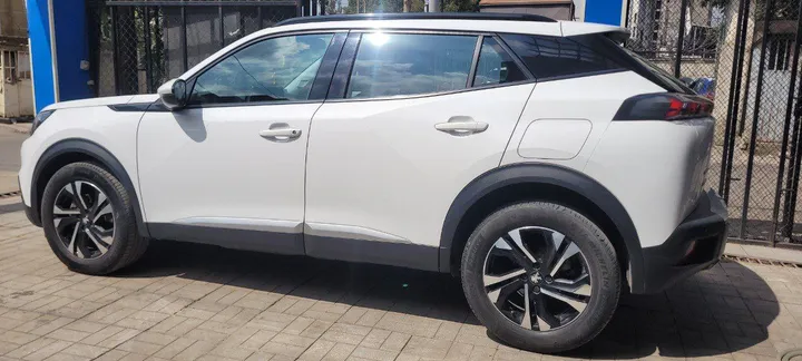Peugeot 2008 2022 SUV – photo 5