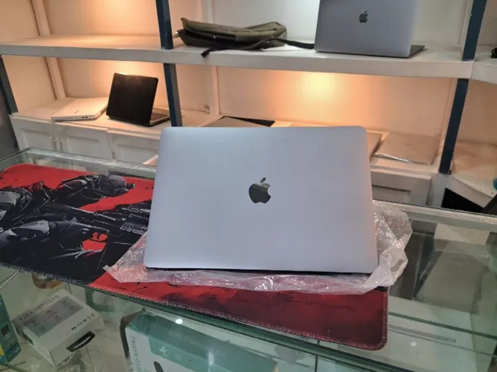 Apple MacBook Pro M1 2020 – photo 3