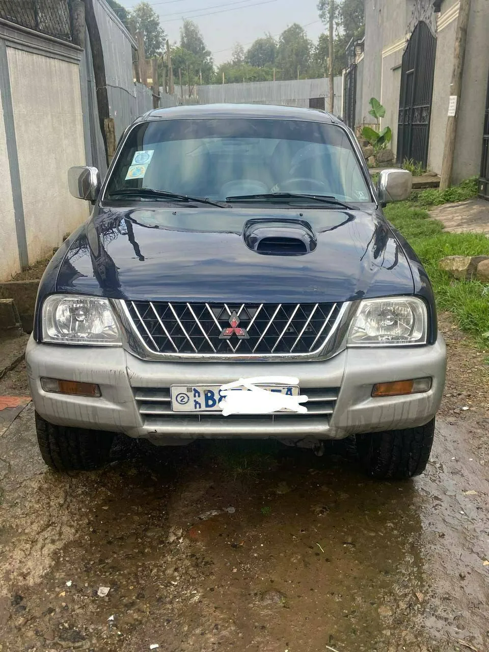 Mitsubishi King Cab 2000 Model – photo 5