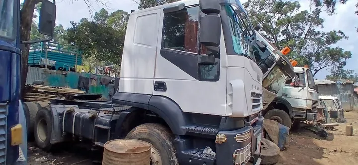 Iveco Trakker 420HP 2008 Model – photo 7