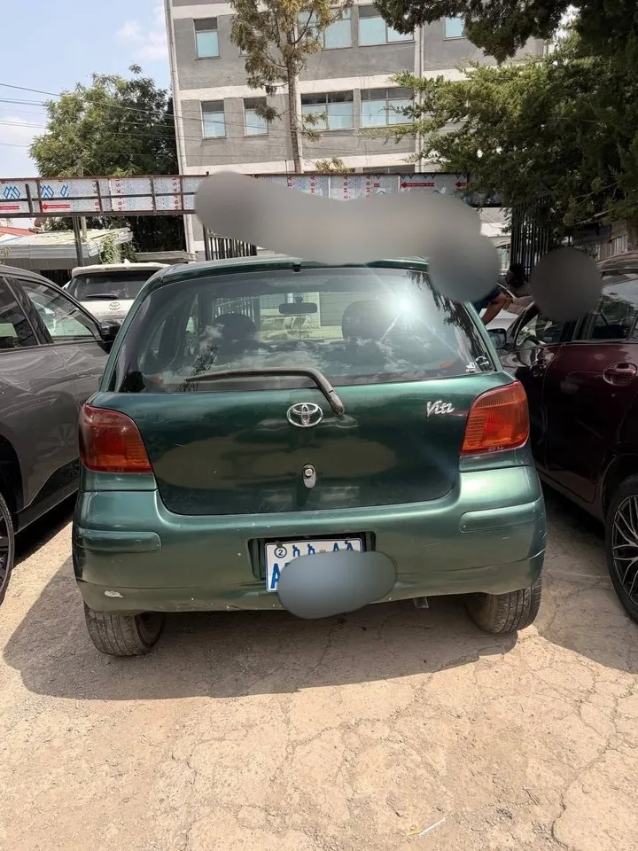 Toyota Vitz 2003 Automatic – photo 3