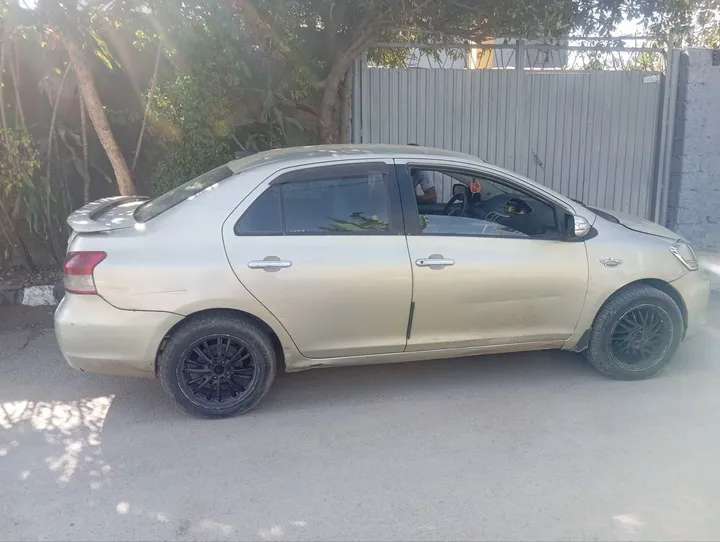 Toyota Yaris Belta 2007 Automatic – photo 5