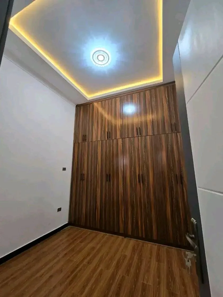 4 Bedroom House in Gurd Shola – photo 5