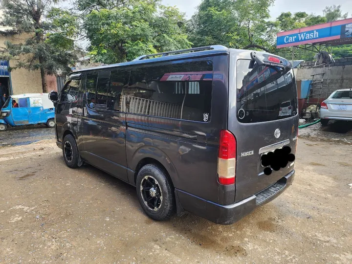 Toyota Hiace Super GL 2007 – photo 5
