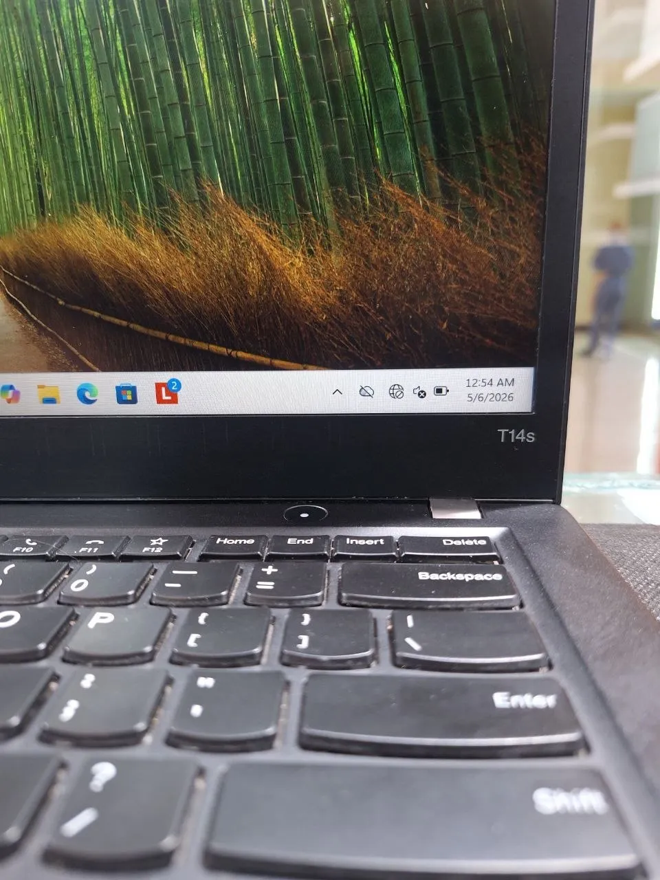 Lenovo ThinkPad T14s Touchscreen Laptop – photo 4