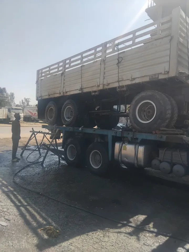 Sinotruk Cargo Truck 2022 – photo 3