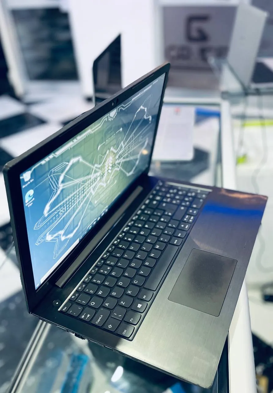 Lenovo Ideapad Core i7 8GB Laptop – photo 3