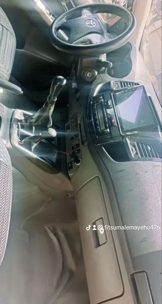 Toyota Hilux Double Cab 2013 – photo 8