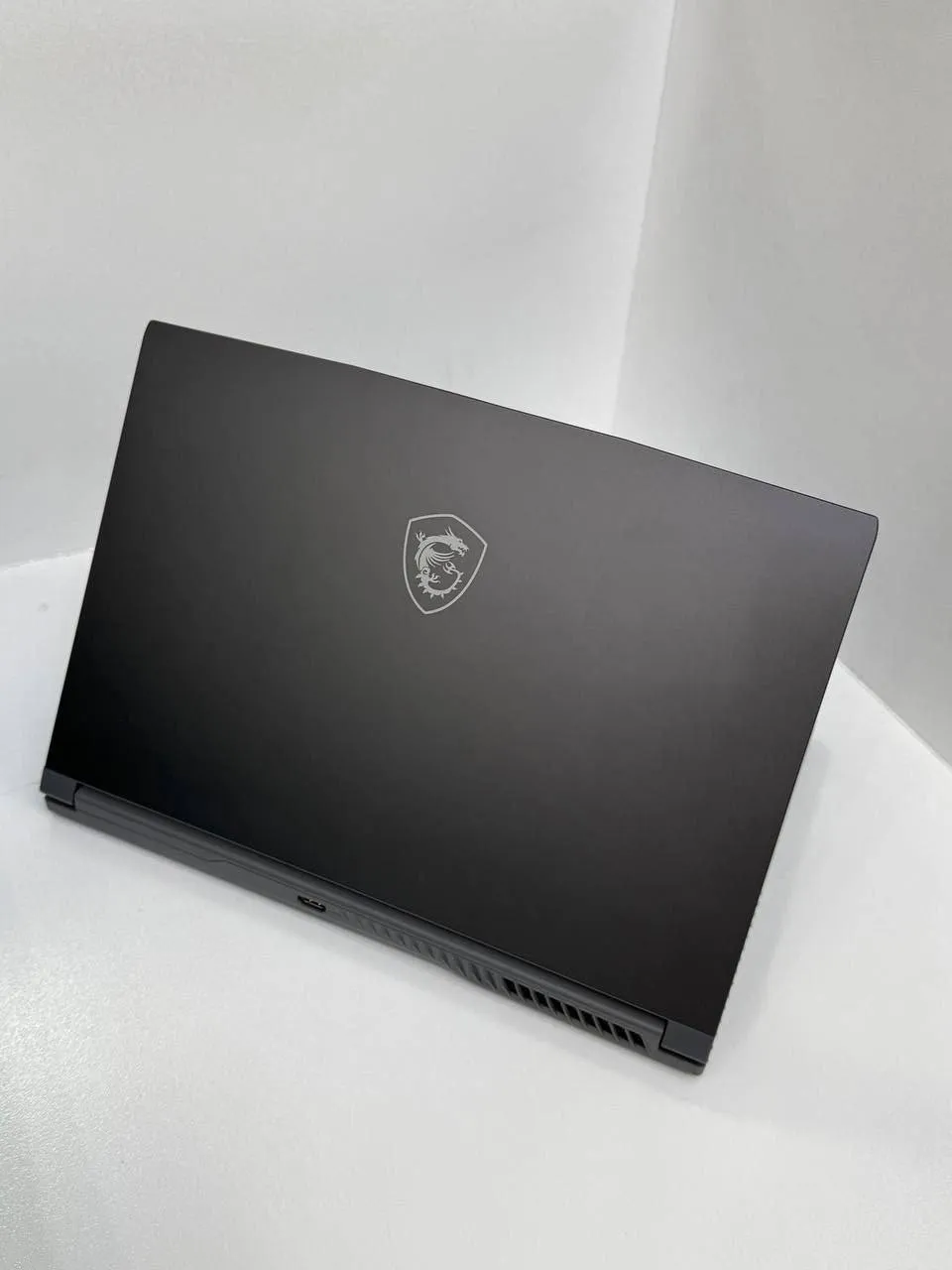 MSI Thin 15 RTX 4050 Laptop – photo 3