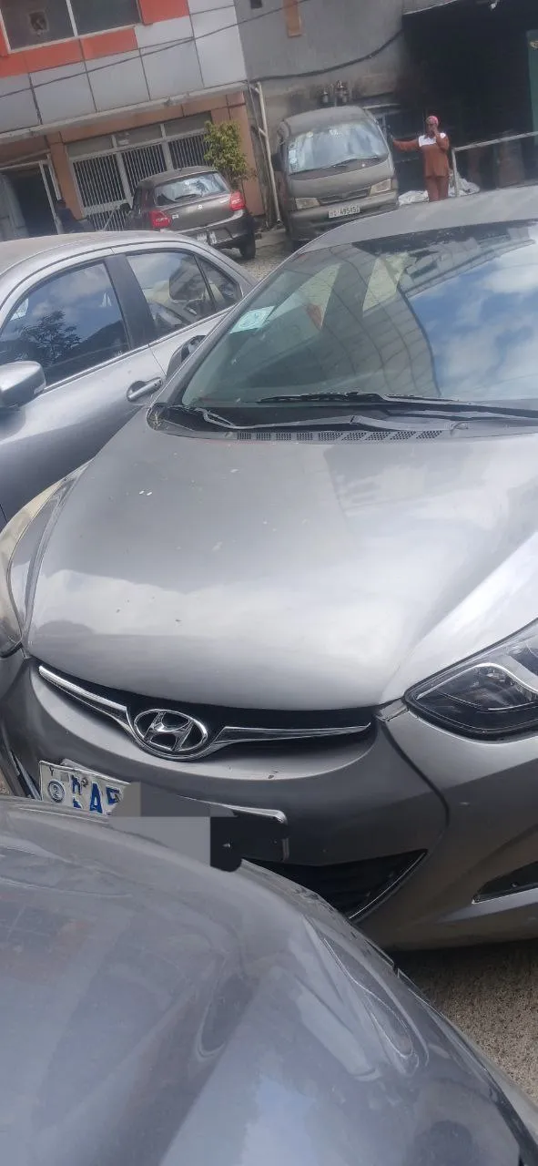 Hyundai Avante 2012 Automatic – photo 6
