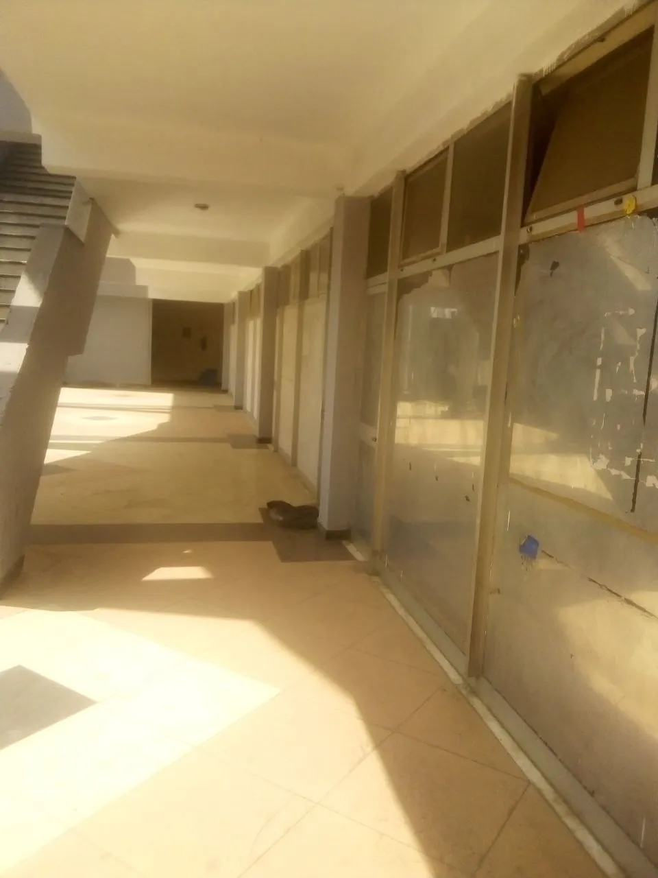 1000 sqm 3-Storey Building for Rent – photo 3