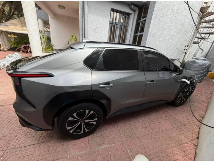 Toyota Bz4x EV 4WD 2023 – photo 3