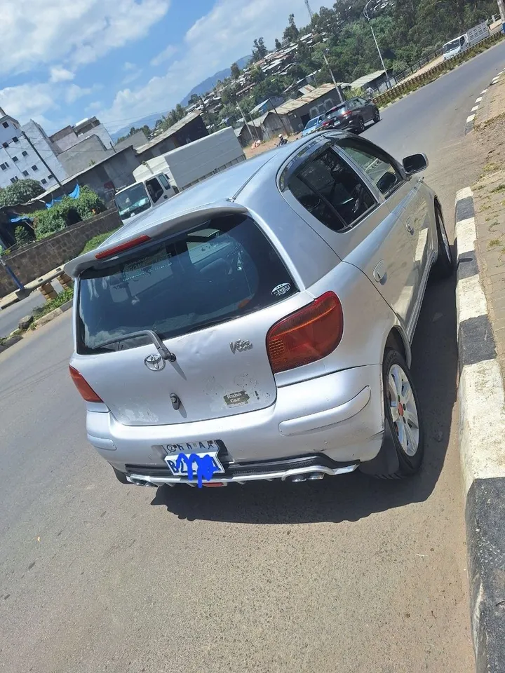 Toyota Vitz 2002 Automatic 1.0L – photo 5